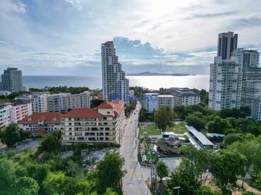 2 Bedrooms Condo in Nordic Park Hill Pratumnak C011703