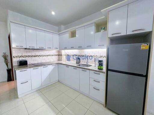 2 Bedrooms Condo in Nordic Park Hill Pratumnak C011703