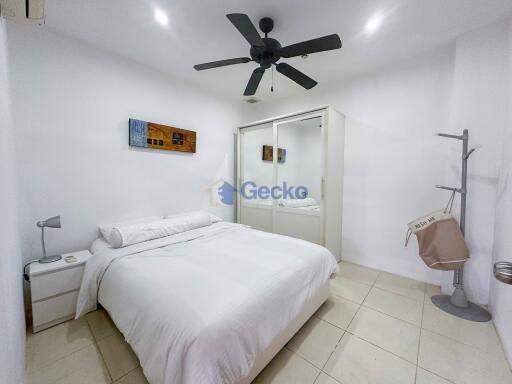 2 Bedrooms Condo in Nordic Park Hill Pratumnak C011703