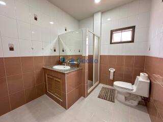 2 Bedrooms House in SP Village 3 East Pattaya H011697