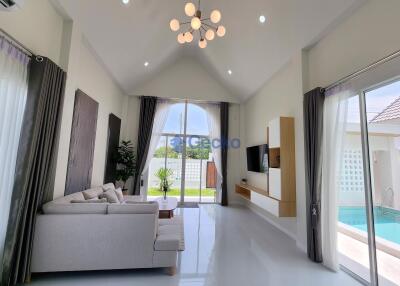 3 Bedrooms House East Pattaya H011698