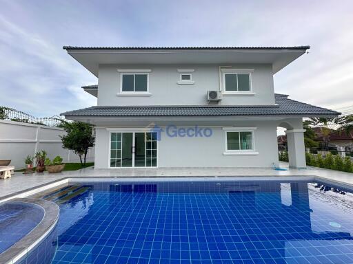 4 Bedrooms House in Siam Gardens East Pattaya H011699