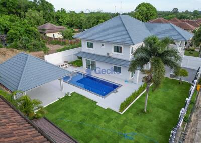 4 Bedrooms House in Siam Gardens East Pattaya H011699