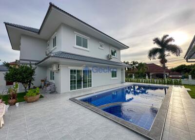 4 Bedrooms House in Siam Gardens East Pattaya H011699