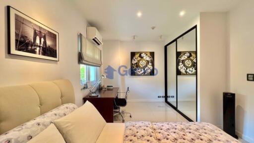 2 Bedrooms Condo in VN Residence 2 Pratumnak C011700