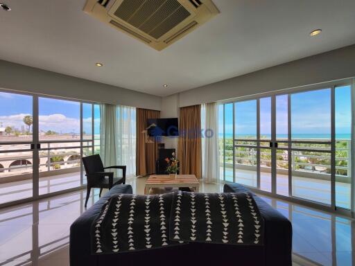 1 Bedroom Condo in View Talay 7 Jomtien C011701