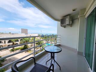 2 Bedrooms Condo in View Talay 7 Jomtien C011702