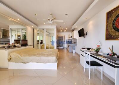 2 Bedrooms Condo in View Talay 7 Jomtien C011702