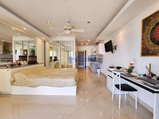 2 Bedrooms Condo in View Talay 7 Jomtien C011702