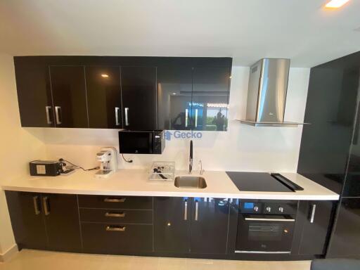 2 Bedrooms Condo in Grand Avenue Central Pattaya C008344