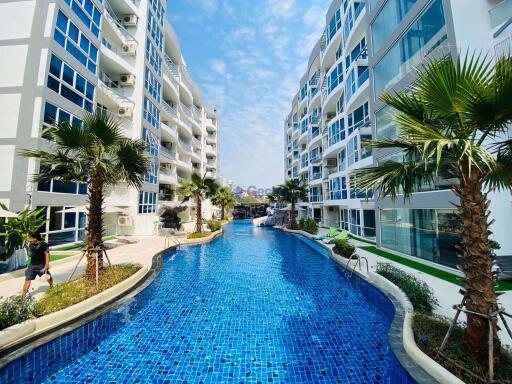 2 Bedrooms Condo in Grand Avenue Central Pattaya C008344