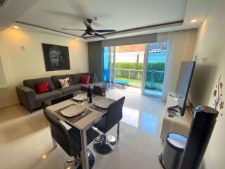 2 Bedrooms Condo in Grand Avenue Central Pattaya C008344