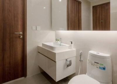 2 Bed 2 Bath 76 SQ.M Menam Residences Condominium