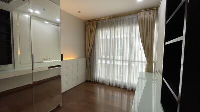 Well-Maintained Condo BTS Chidlom