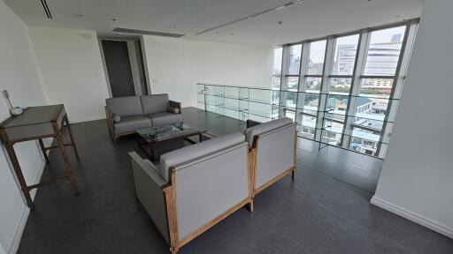 Luxury Duplex River View