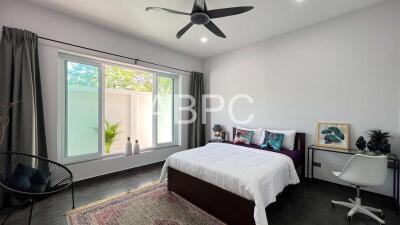 3 Bedrooms 4 Bathrooms in Huay Yai