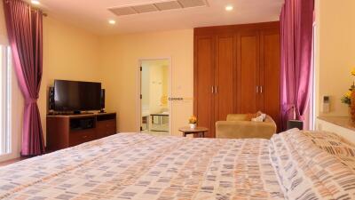 3 bedroom House in Chateau Dale Resort Jomtien