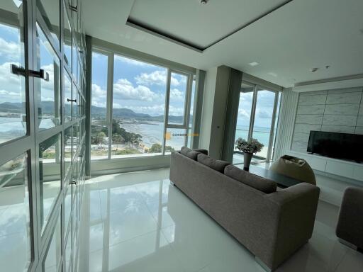 3 Bedroom Duplex Condo in Del Mare Bang Saray