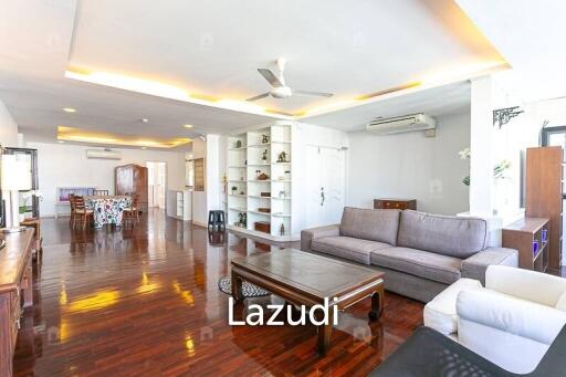 3 Bed 200 SQ.M. Sukhumvit Casa