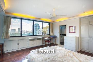 3 Bed 200 SQ.M. Sukhumvit Casa