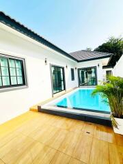 Family house with pool in Soi Siam Country Club Road