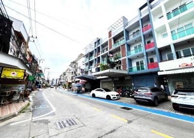 Commercial Building in the Central Pattaya