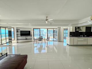 Condo for sale 3 bedroom 200 m² in Metro Jomtien Condotel, Pattaya