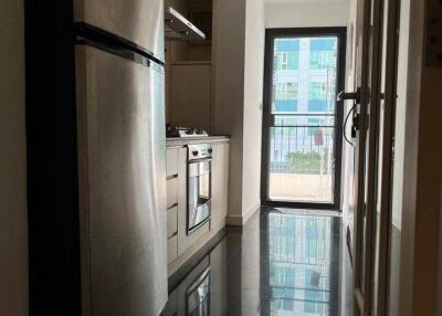 2-BR Condo at Icon 2 Condominium close to Thong Lo