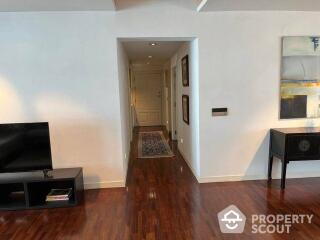 2-BR Condo at Icon 2 Condominium close to Thong Lo