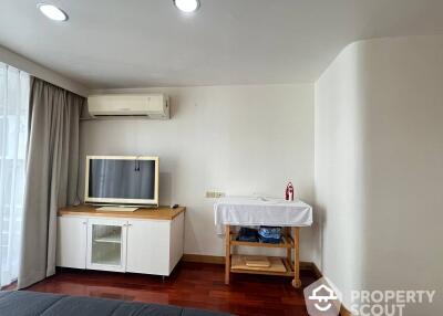 2-BR Condo at Asoke Place near MRT Sukhumvit