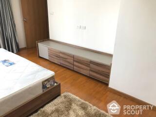 3-BR Condo at River Heaven Chareonkrung near BTS Krung Thon Buri (ID 414302)