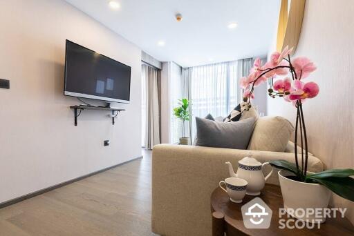 1-BR Condo at Klass Siam near BTS Chong Nonsi