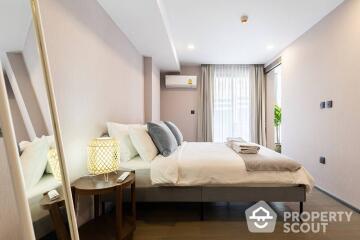 1-BR Condo at Klass Siam near BTS Chong Nonsi