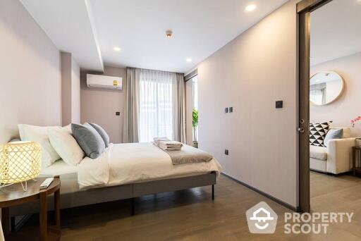 1-BR Condo at Klass Siam near BTS Chong Nonsi