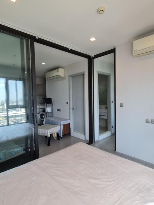 Condo for Rent at Life Sukhumvit 62