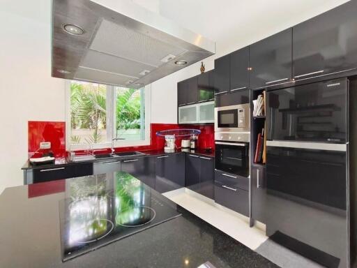 Red Mountain Pool villa for sale Hua Hin