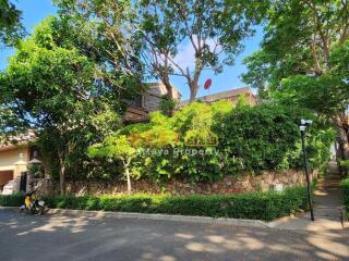 3 Bedrooms Villa / Single House in Silk Road Place East Pattaya H011932