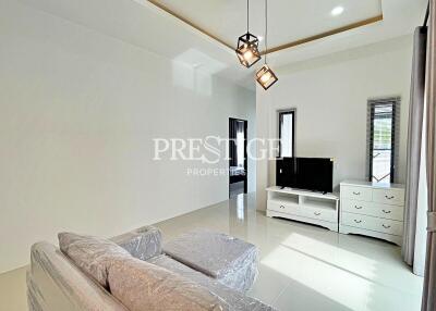 Rattanakon Village17- 3 bed 2 bath in East Pattaya PP10597