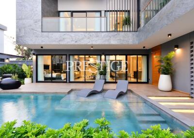 D Space Pattaya 2- 4 bed 5 bath in Huay Yai / Phoenix PP10599