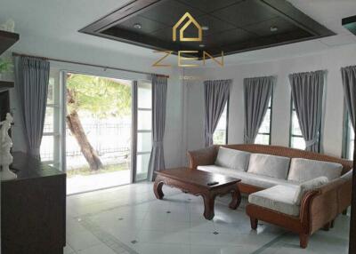 Classy Villa 2 Bedrooms In Chalong For Rent