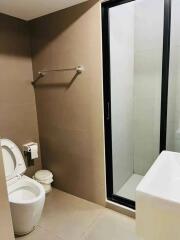 Well-designed modern bathroom with shower