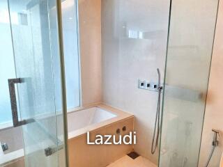 1 Bed 1 Bath 54 SQ.M The Room Sukhumvit 21