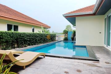 4 bedroom House in Whispering Palm East Pattaya