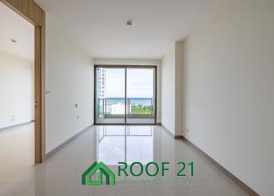 For Sale Spacious Condo 1 Bedroom Seaview 46.92 sqm. Location at Jomtien Beach /S-0842L