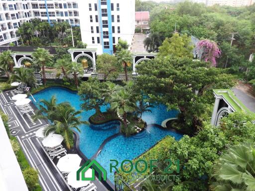 Luxury High-Rise Condo in Pattaya: Near Beach, Foreign Quota, Sea View, Spacious 2 Bedrooms