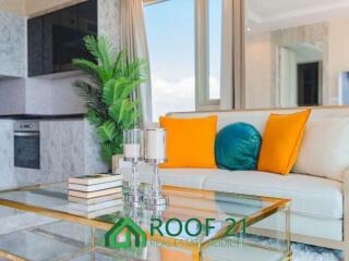 Luxury High-Rise Condo in Pattaya: Near Beach, Foreign Quota, Sea View, Spacious 2 Bedrooms