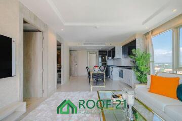 Luxury High-Rise Condo in Pattaya: Beach Access, Foreign Quota, Sea View, Spacious 2 Bedrooms