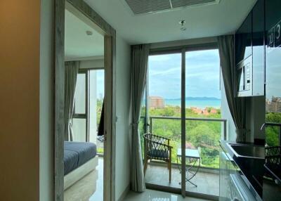 Presenting a luxurious project by the sea 1 bedroom 1 bathroom at a special price lower than the market rate 3.29 million baht ($89,700)