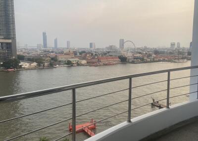 2 Bedroom Condo For Sale in Supalai River Place, Khlong San, Bangkok