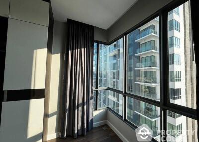 2-BR Condo at The Room Sukhumvit 62 near BTS Punnawithi